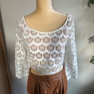 NEW Trina Turk Women's White Crochet Scoop Neck Crop Top Sz M
